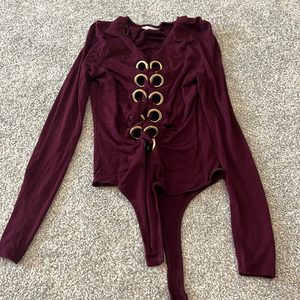 Burgundy bodysuit - Picture 2 of 5